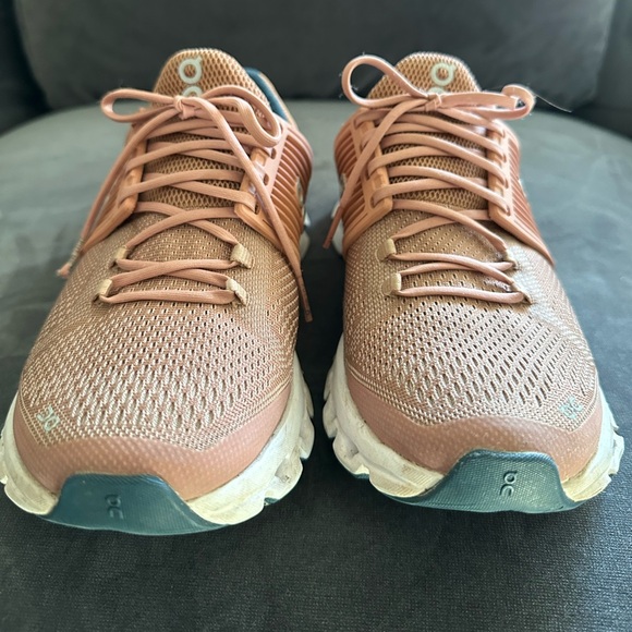 On-Running On Cloudswift Sneaker 7.5 - Picture 4 of 7